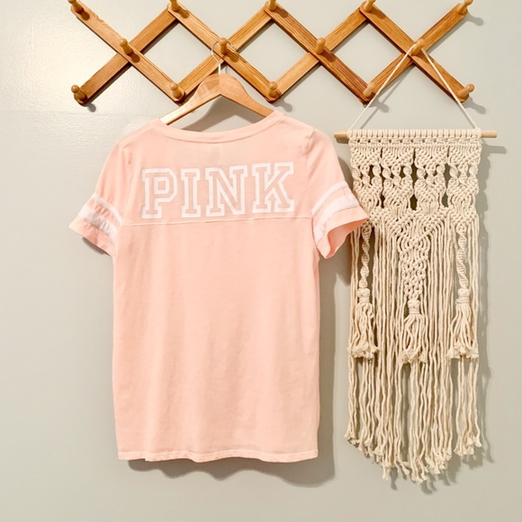 PINK T-Shirt Size Large - Picture 2 of 2